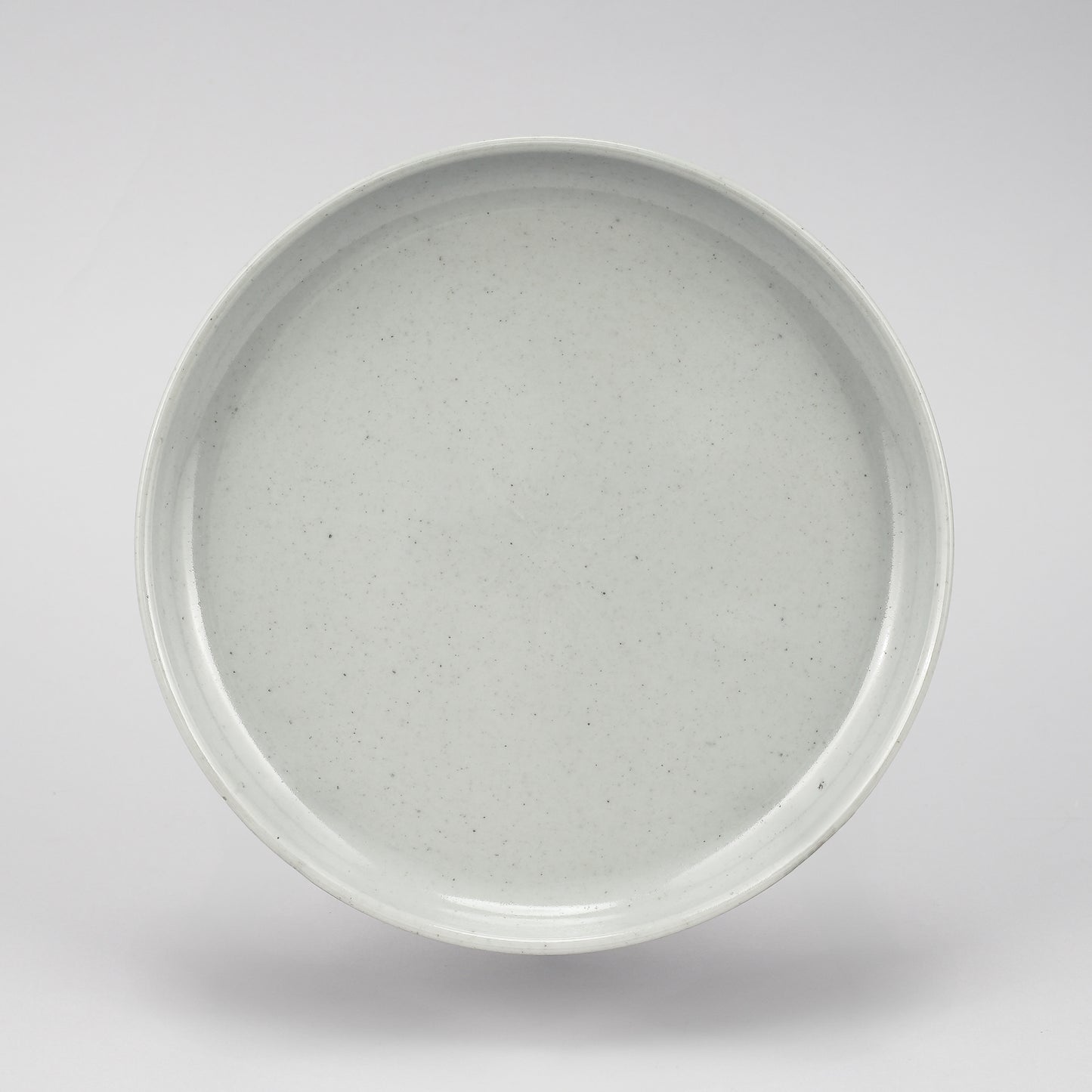 Plato Plano Gris 19cm